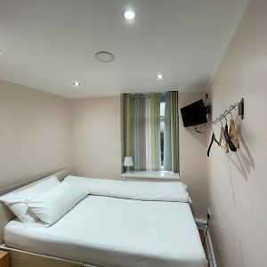 Camera con letto king size